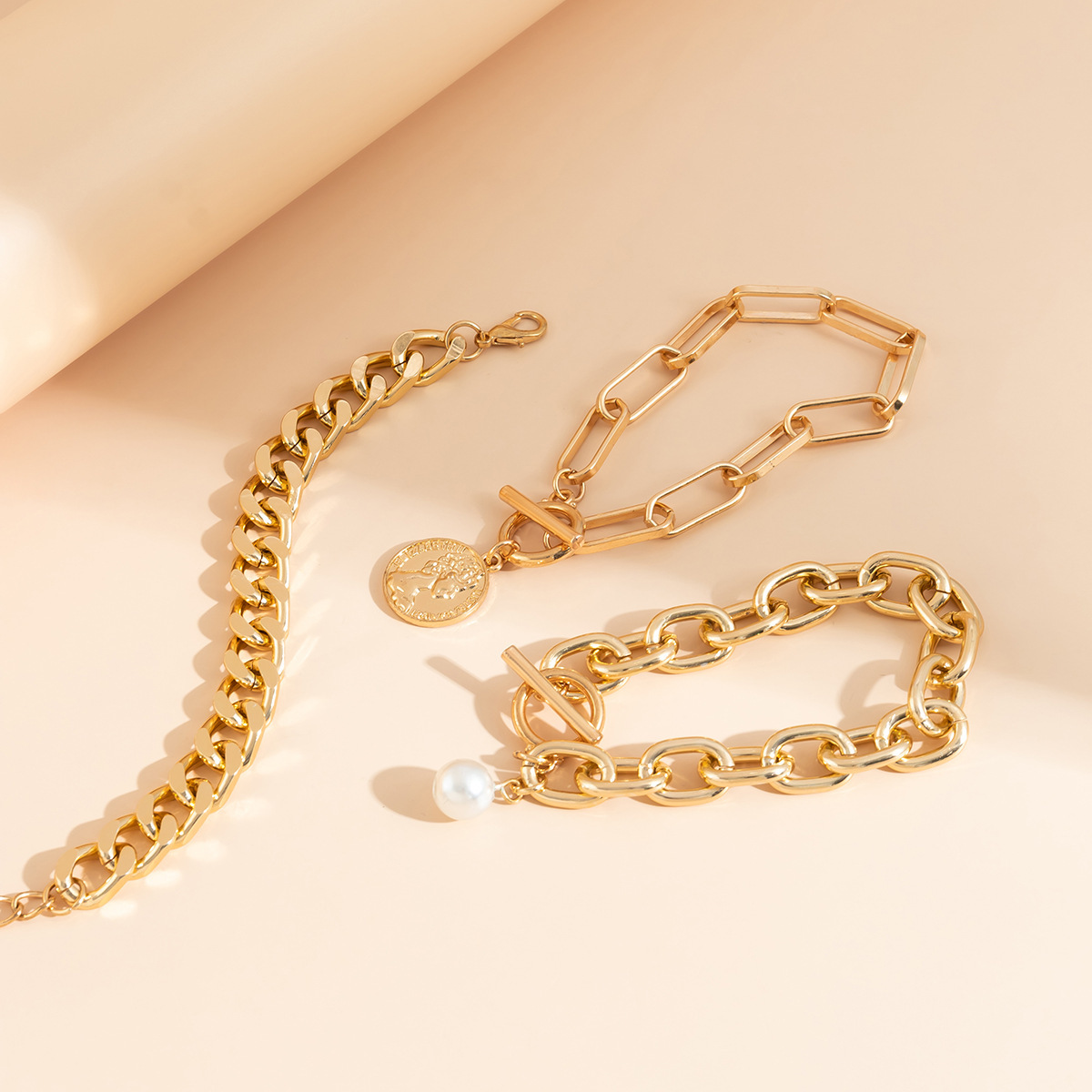 37g Weight Bracelets Classification 1 Set Quantity Holiday, Daily Occasion Imitation Pearl, Alloy Material Heart Shape Pattern Unisex Gender Irregular, Plating Design Lady Heart Shape Imitation Pearl Alloy Wholesale Bracelets 9