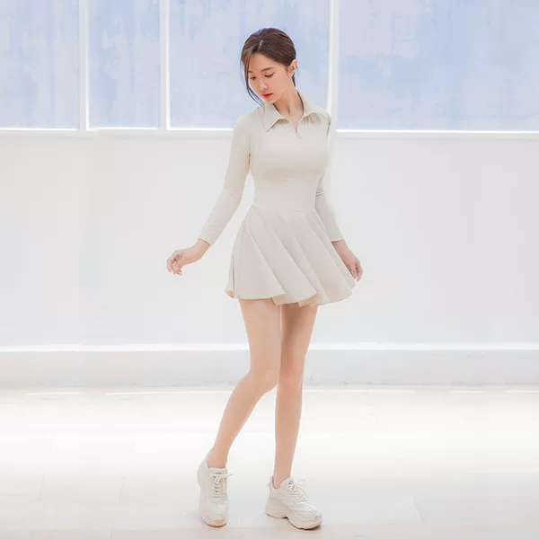Sports Dress Women's 2025 New Autum Classy Badminton Tennis Wear Golf Casual Polo Skirt Suit