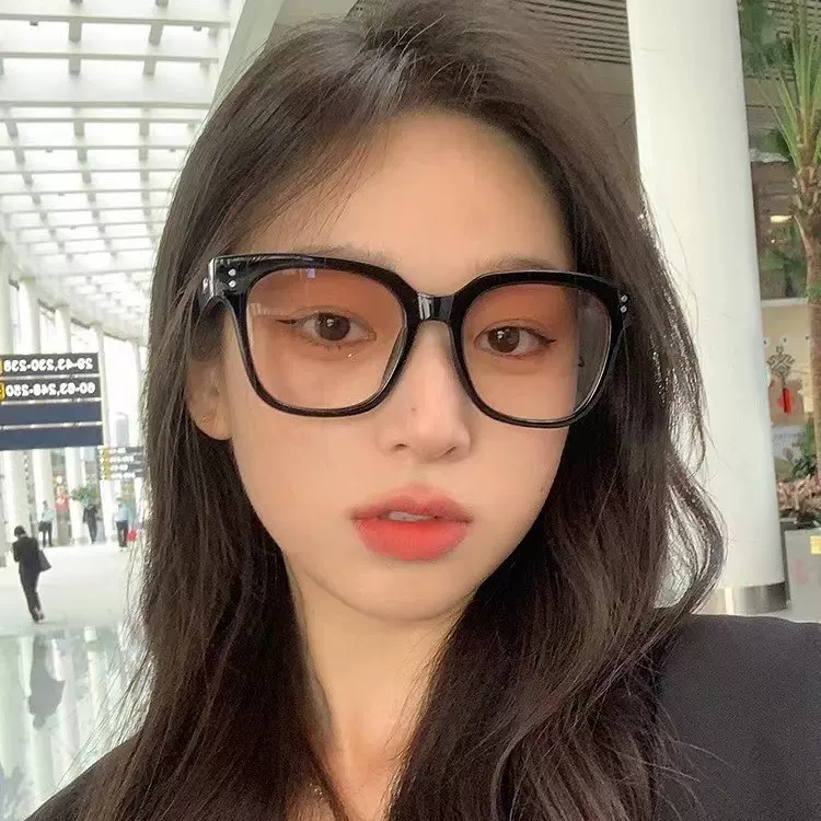 新款素颜大框渐变日落茶眼镜高品质简约太阳镜高级感时尚黑框墨镜