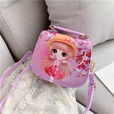 보라색 모자 소녀