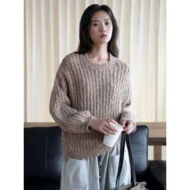 休闲裤;女式T恤;毛衣