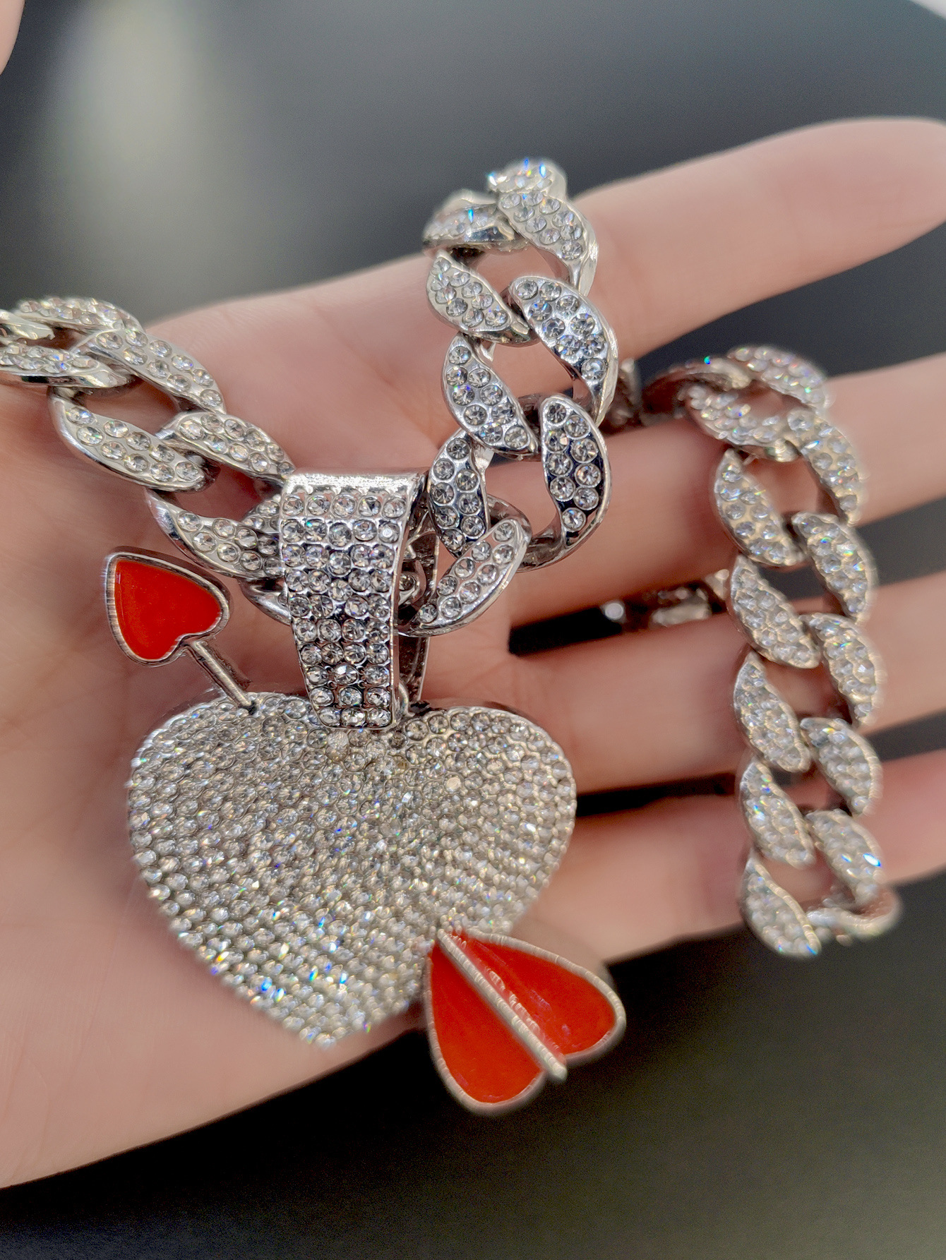 Joyería Simple Una Flecha Corazón Piercing Colgante Collar Decoración Aceite Amor Hip Hop Irregular Versátil Cadena Cubana_voghion.com