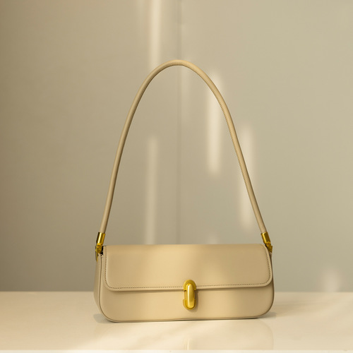 Wholesale Fashion Women's Handbags 2024 Spring New French Underarm Baguette Bag, Versatile Trendy Shoulder and Handheld Commuter Bag
