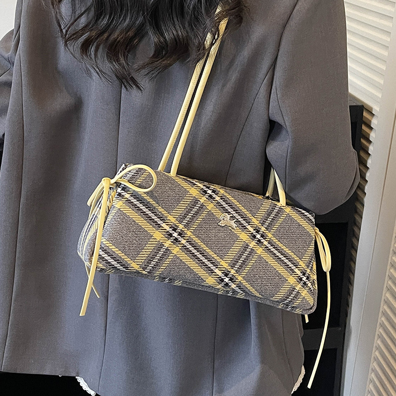 Niche Plaid Women's Shoulder Underarm Bag 2026 New Arrival Handheld Mini Tote Bag Commuter Baguette Fabric Bag - Thumbnail 4