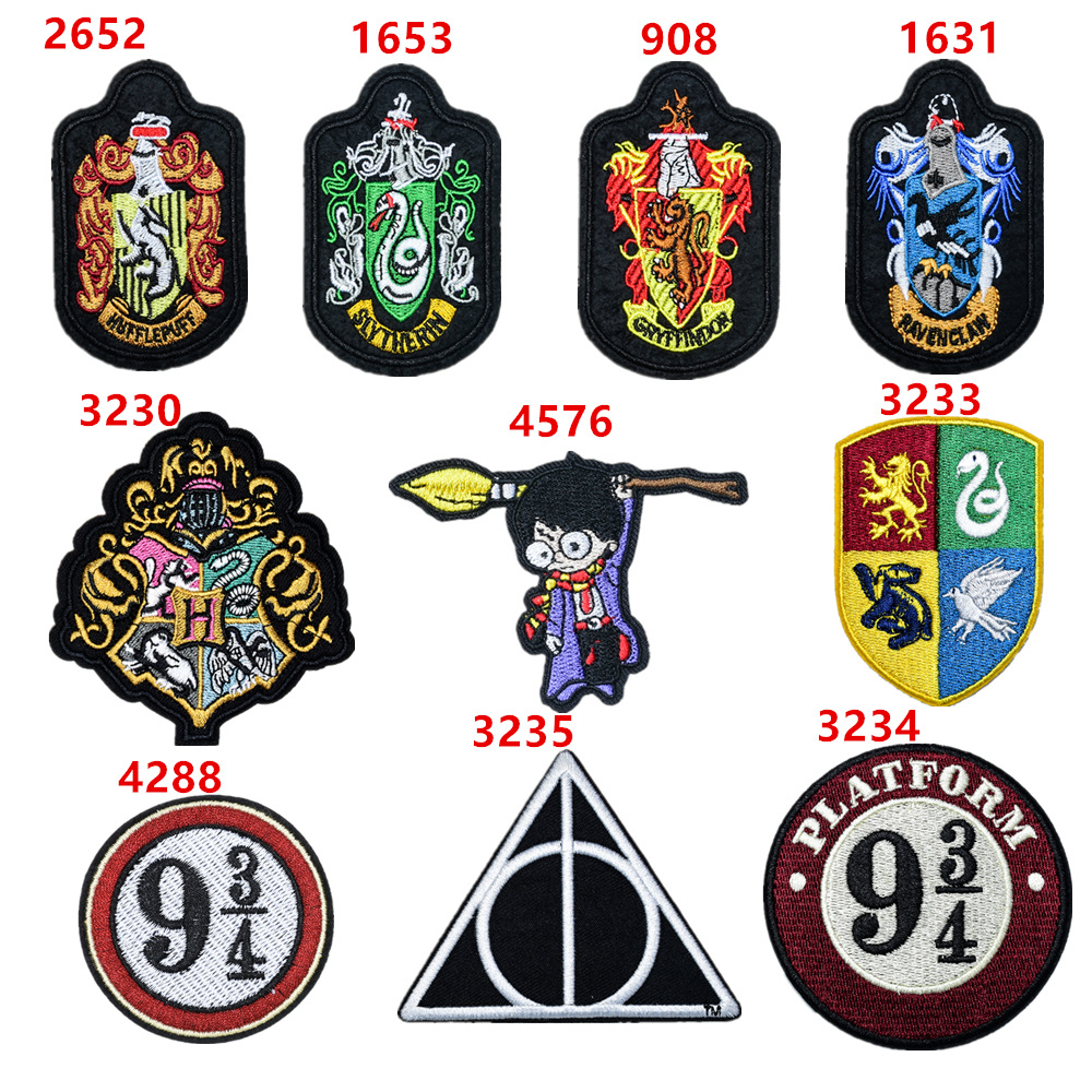 Harry Potter bufanda mágica bata mochila con pegatinas de tela Gryffin College insignia brazalete bordado pegatinas de tela en stock