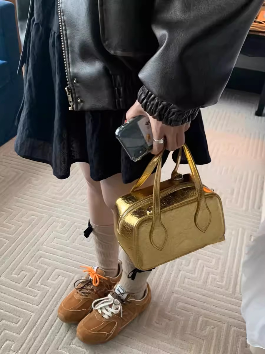 313g Weight Zipper Closure Type Double Handle Strap Type Square Bag Bags Type Casual Occasion Pu Leather Material Solid Color Pattern All Seasons Season Women's Gender Streetwear Style Square Shape Women's Pu Leather Solid Color Streetwear Square Zipper Square Bag 12