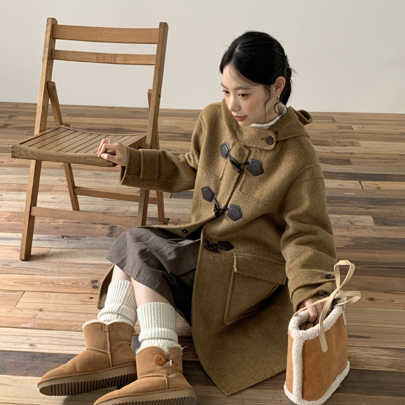 Bear horn-button coat, retro preppy style hooded 100% handmade double-faced wool coat, loose and relaxed outerwear Bear horn-button coat, retro preppy style hooded 100% handmade double-faced wool coat, loose and relaxed outerwear