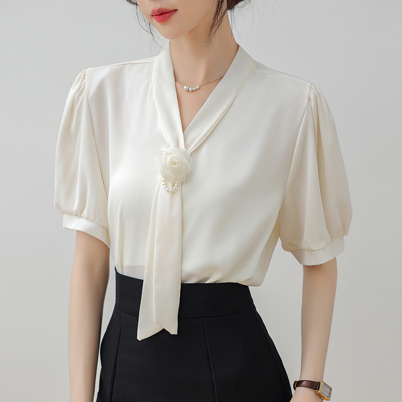 现货2024夏装上衣韩系高级感轻熟法式衬衣设计感缎面短袖衬衫