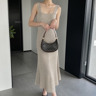 Jiawei Pure Color Suspender Style Maternity Skirt Knitted Square Collar Loose Sexy Autumn and Winter Sweater Long Skirt B8002