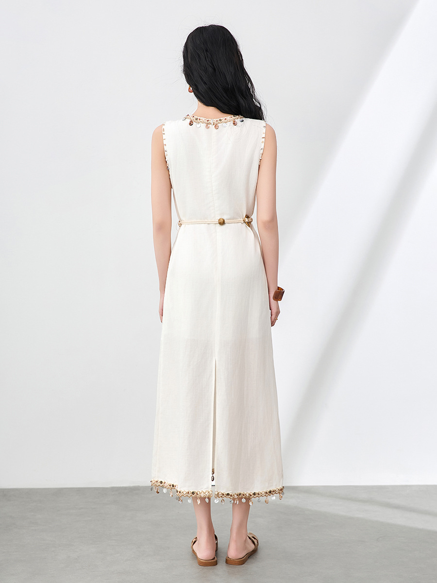 Đầm maxi nữ không tay phong cách Bohemian chất liệu linen tencel phối tua rua — Màu kaki