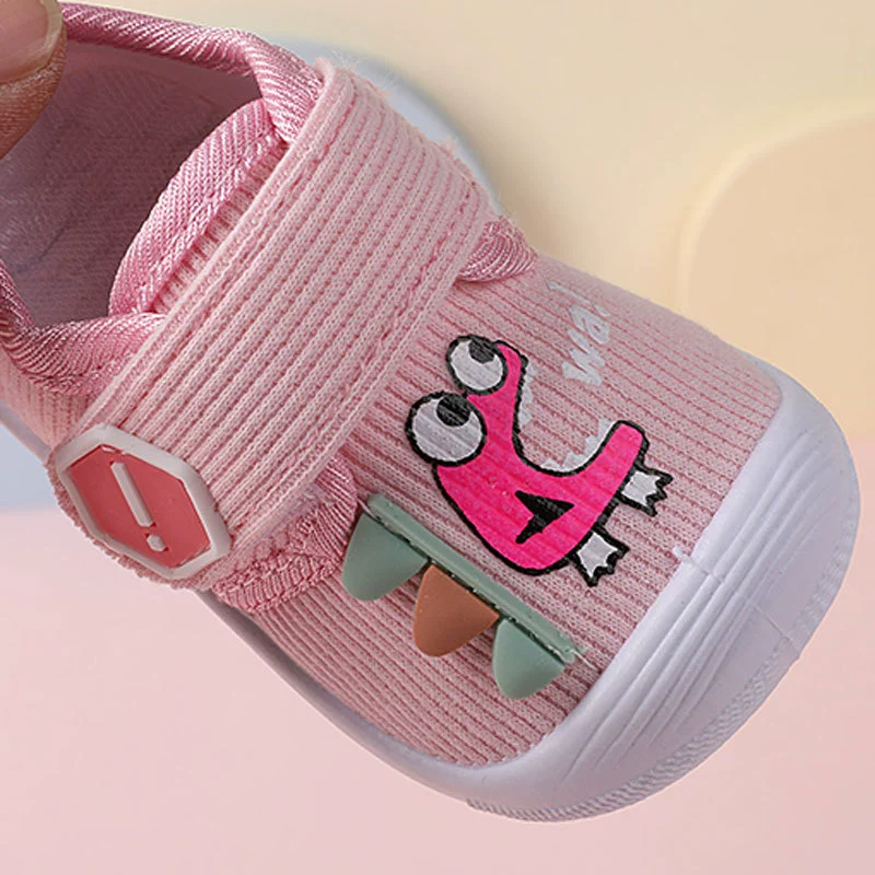 Footwear for men and women girl's for early age, children's cloth cartoon shoes, soft sole, 0-1-2 years