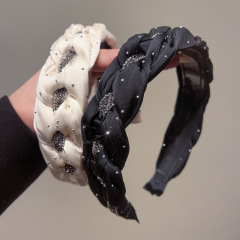 ハイエンドの精緻な高頭トップのカチューシャ女性の新型のカチューシャの高級感のあるドリルの気質の洗顔髪のカチューシャの髪飾り