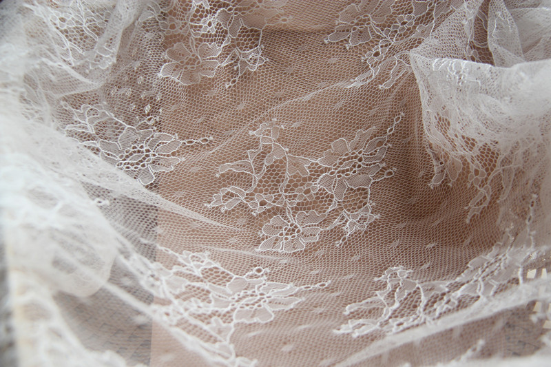 日版服装刺绣网纱 黑白色 蕾丝手工布料面料 宽1.5米