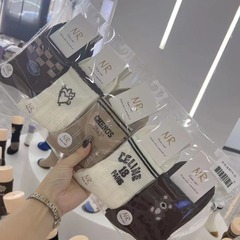 秋冬新款女士中筒豎條棉仿雙針咖色系小熊學生學院風運動棉襪加厚