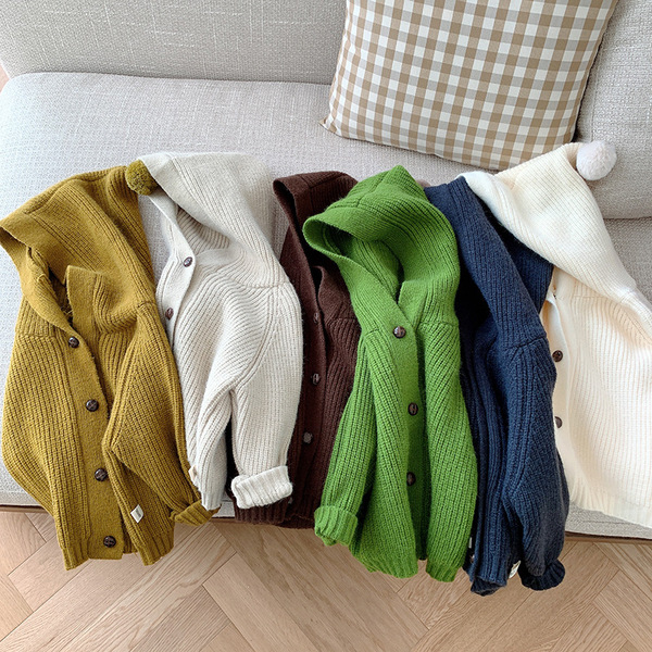 Children's knitted sweater with hood