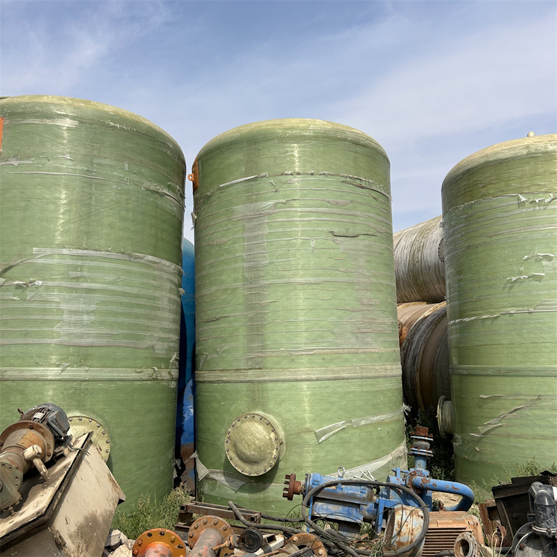 销售二手玻璃钢储罐  工业真空储存设备 立式液体酸碱储存罐