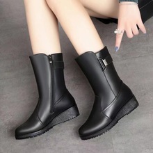 中筒靴女秋冬季加绒女靴子平底大码妈妈棉鞋防滑中老年保暖棉靴