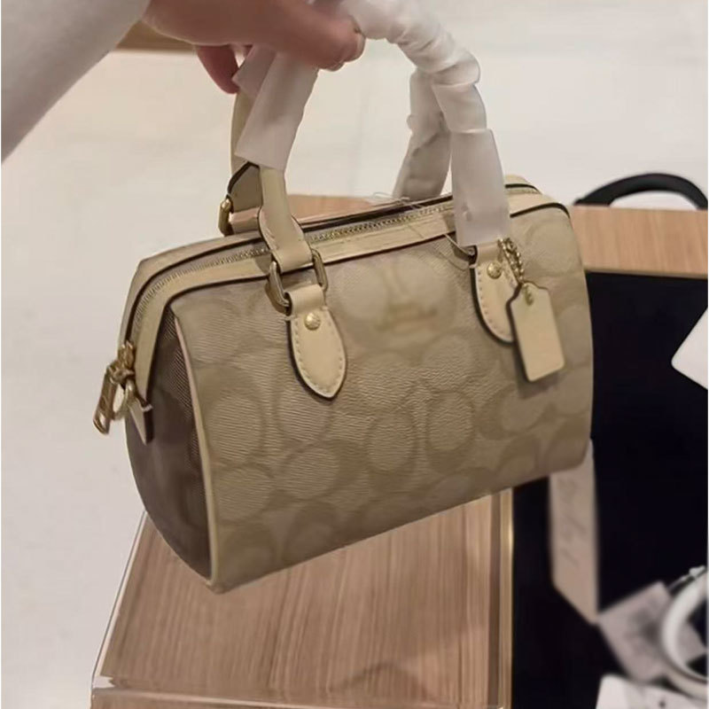 High-End Vintage Monogram Mini Boston Women's Bag, Fashionable Shoulder Crossbody Handbag, Classic Pillow Bag High-End Vintage Monogram Mini Boston Women's Bag, Fashionable Shoulder Crossbody Handbag, Classic Pillow Bag