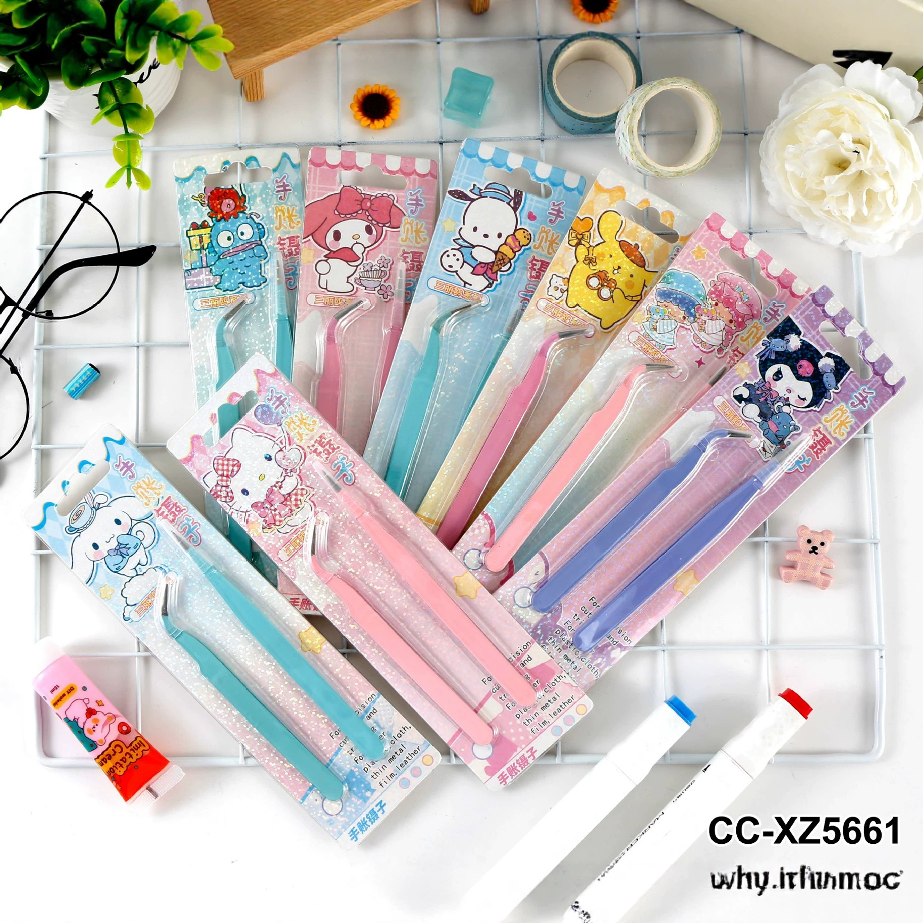 Sanrio Family Series Tweezers High-Quality Cartoon Design for Students DIY Use Straight and Curved Tweezers