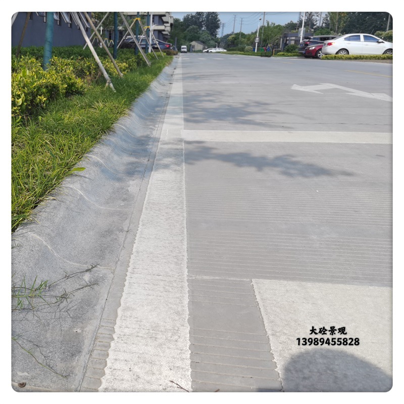 仿芝麻灰成品PC蝶形路牙石水泥仿石道牙源头厂家直销