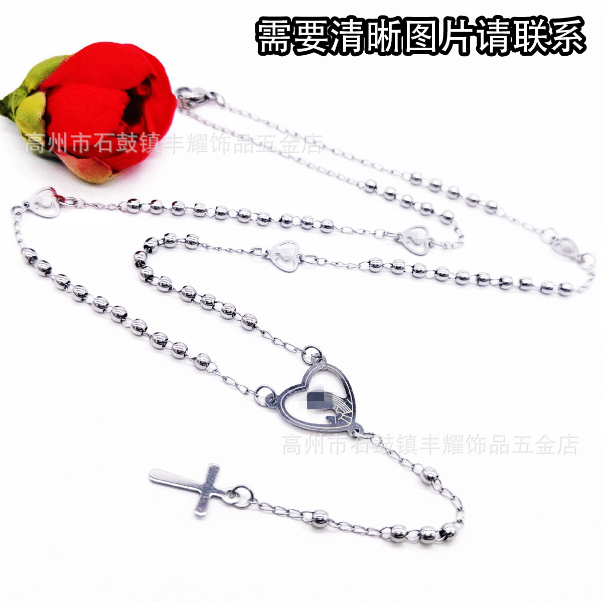(3M acessorios en forma de corazón) un collar de 3mm de cuentas de acero inoxidable tallado en la salida de la cruz