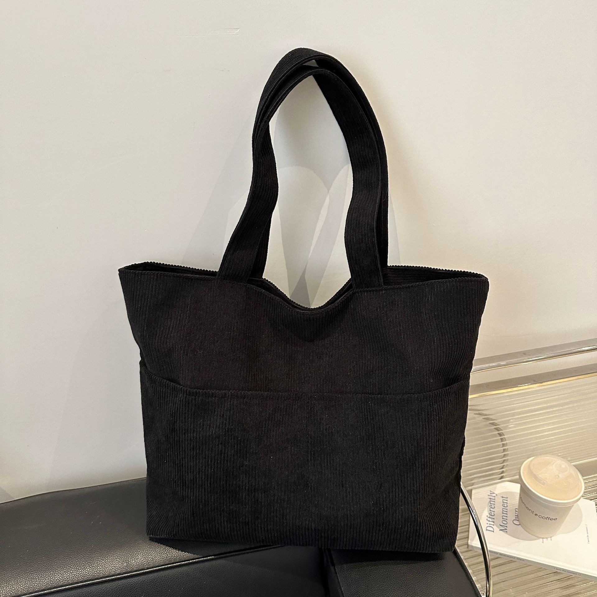 Bolsa de vello retro de gran capacidad para mujeres 2024 nueva moda bolso de mano de color sólido bolso de hombro para estudiantes de arte