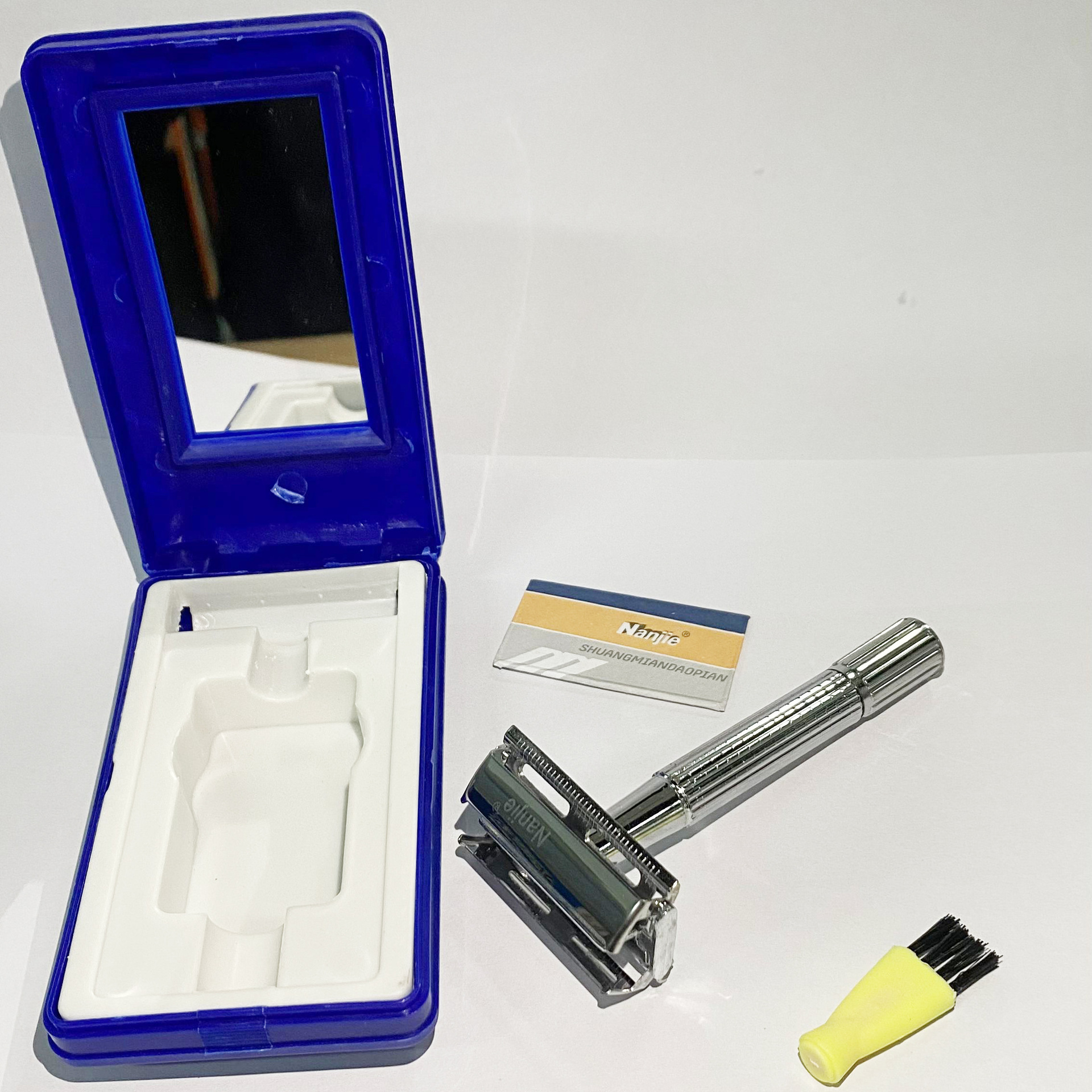 Nanjie manual razor, old-fashioned shaving holder, stainless steel double-sided razor blade, old-fashioned shaving holder