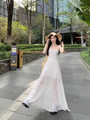 法式薄荷绿吊带连衣裙女夏季2025新款开春穿搭海边度假风收腰长裙