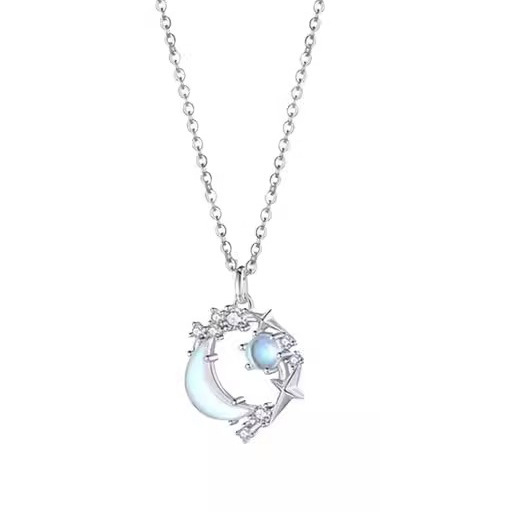 Collier ras du cou en verre et pierre de lune, orné d'une étoile et d'un pendentif lune. Un bijou polyvalent, luxueux et raffiné, parfait pour les tendances actuelles._voghion.com