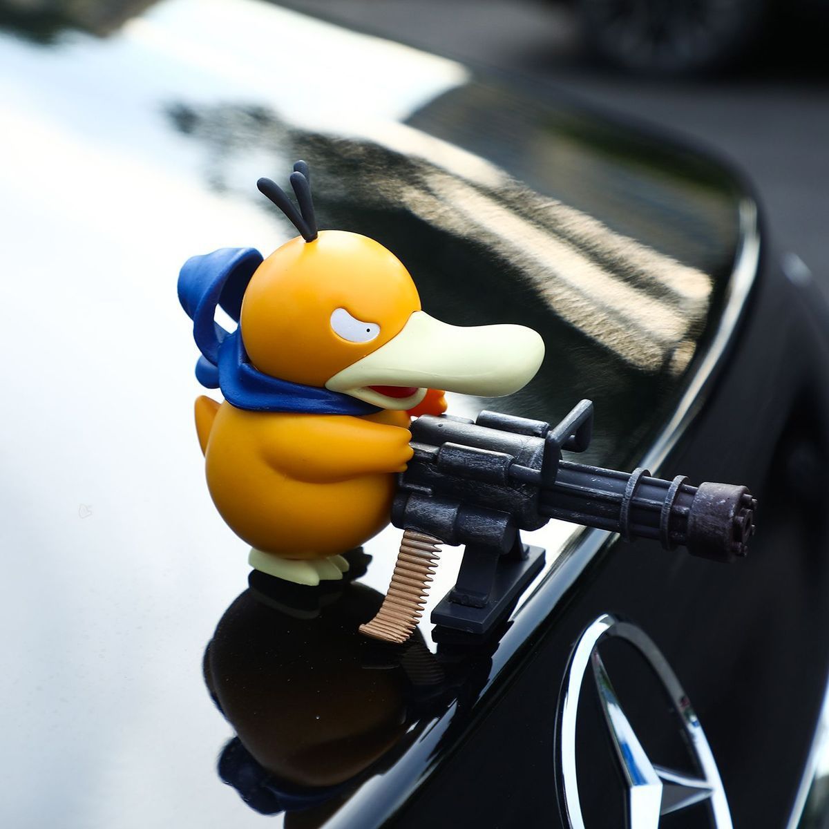 Car-Mounted Gatling Duck Ornament Dashboard Creative Exterior Funny Roof Tail Ornament Doll