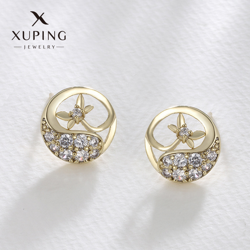 14K color Xuping joyería geometría estrella de amor auriculares de zircón ligero de lujo nicho sensación de mujer