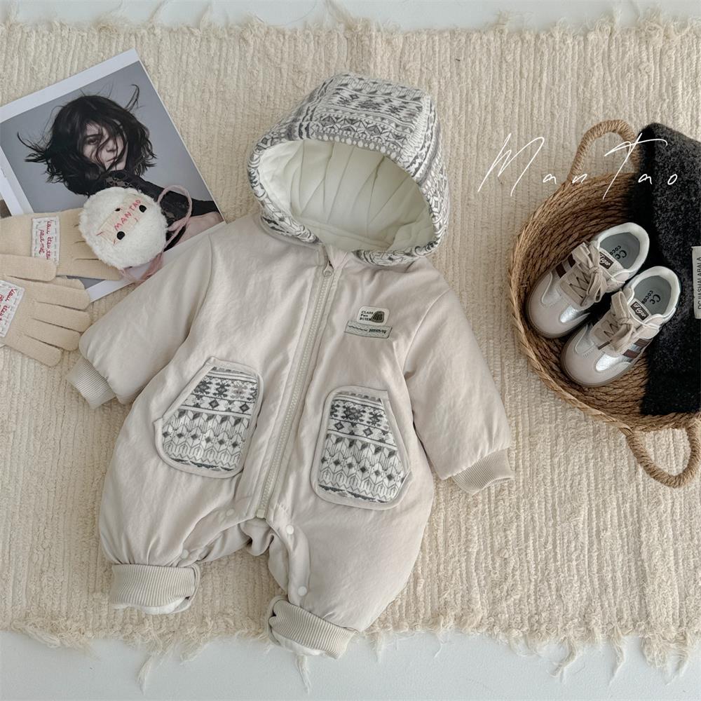 Traje de escalada de invierno para bebés estilo nórdico ins estilo occidental lindo mono engrosamiento 0-2 años bebé hombre ropa de salida acolchada