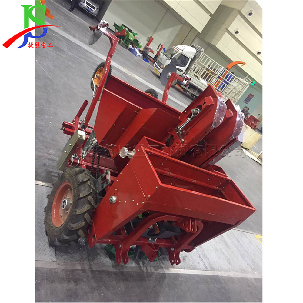 Tractor trasero siembra de patatas máquina integrada de siembra de película y fertilización de una sola camada y doble fila planta de patatas image 4