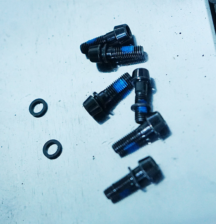 内六角自动锁垫片螺丝机内部3