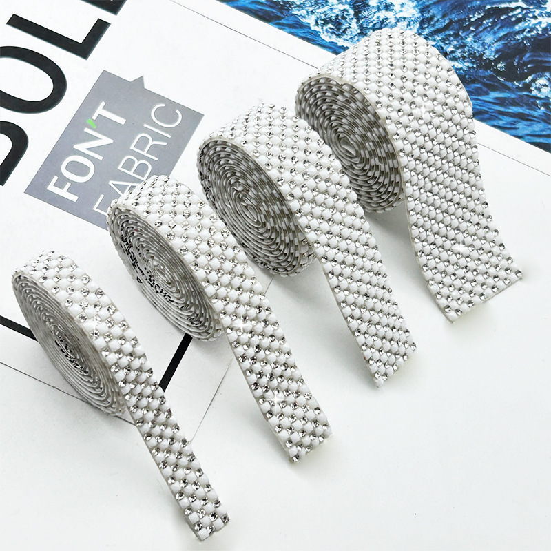 Resina de mosaico adhesivo de retroceso autoadhesivo banda de perforación accesorios de prenda de vestir barra de perforación caliente diy accesorios de caso de teléfono móvil barra de diamante autoadhesiva