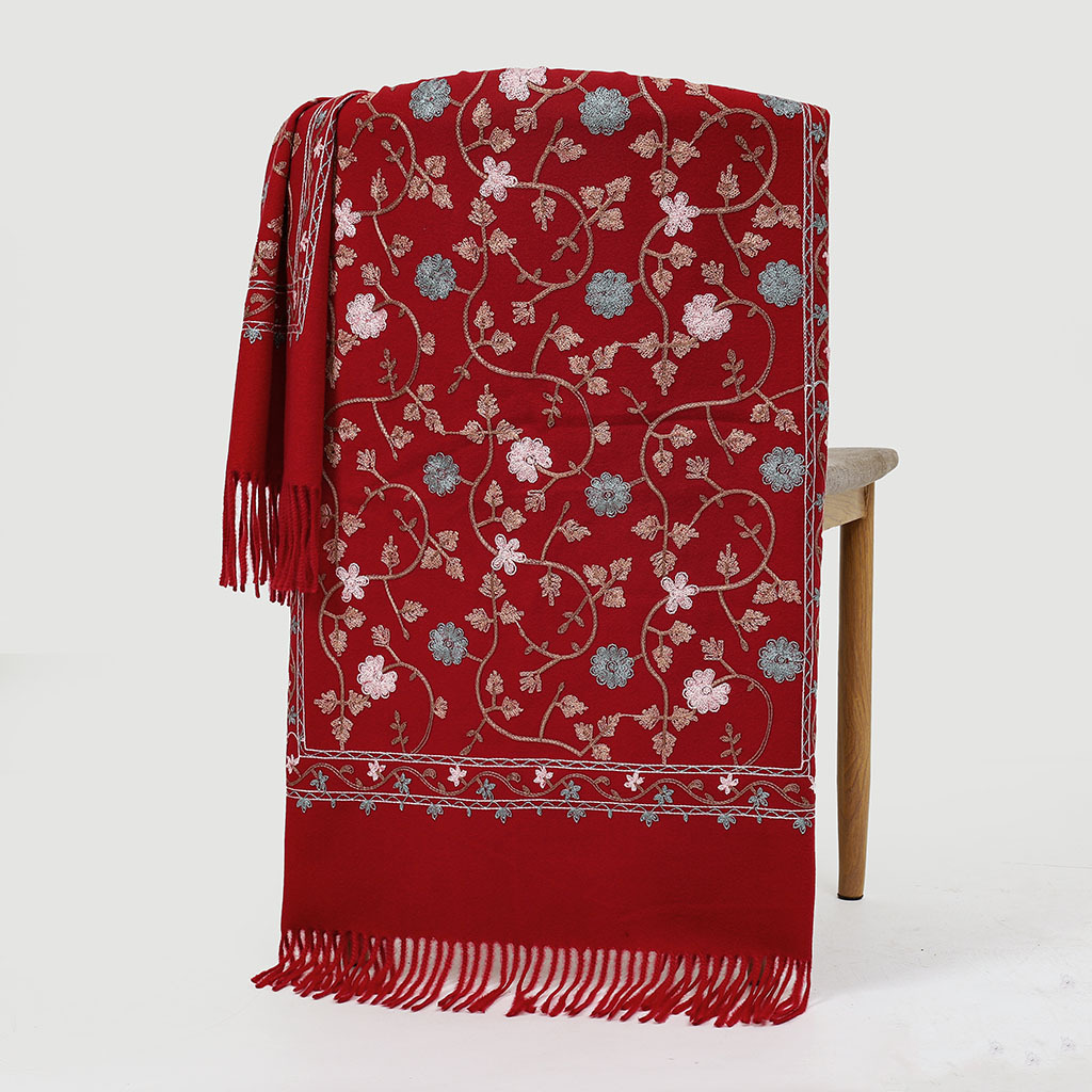 新款仿羊绒刺绣围巾女尼泊尔新疆民族风保暖披肩加厚外贸