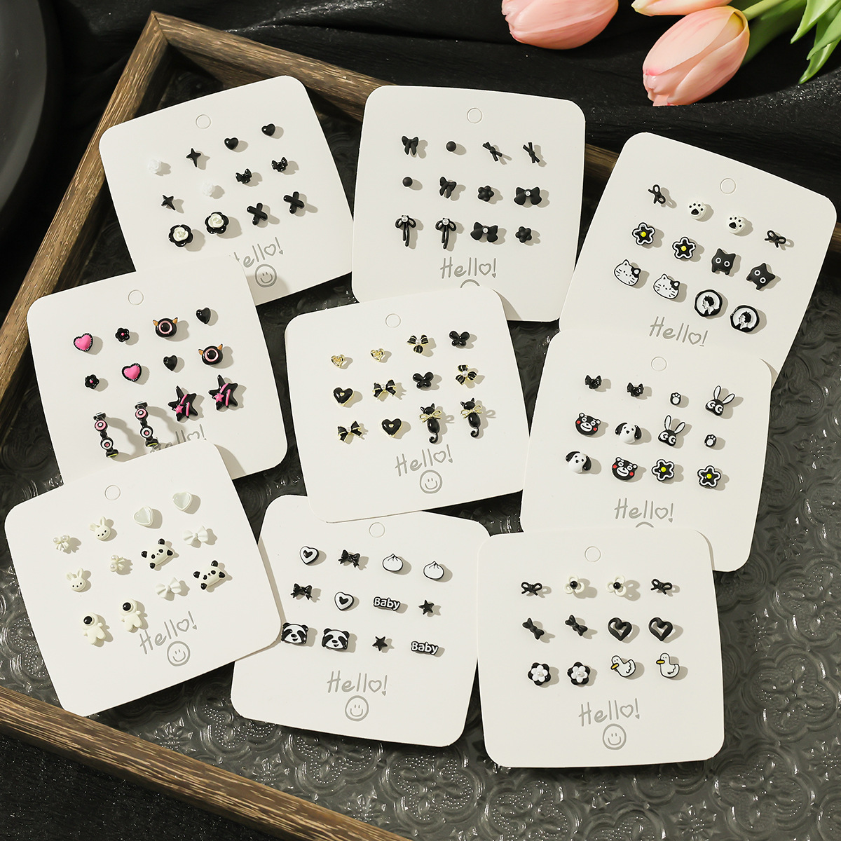 black elegant cartoon earrings