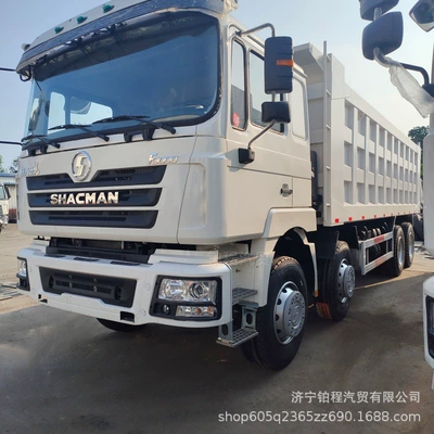 Yük maşınları trucks, front four-wheel and rear eight-wheel