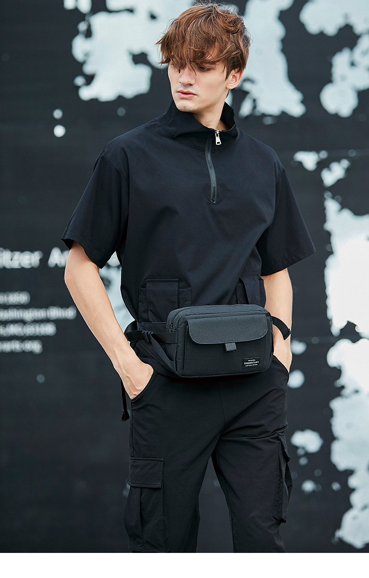 Classic Men's Messenger Bag For Commuting And Sports Performance_voghion.com