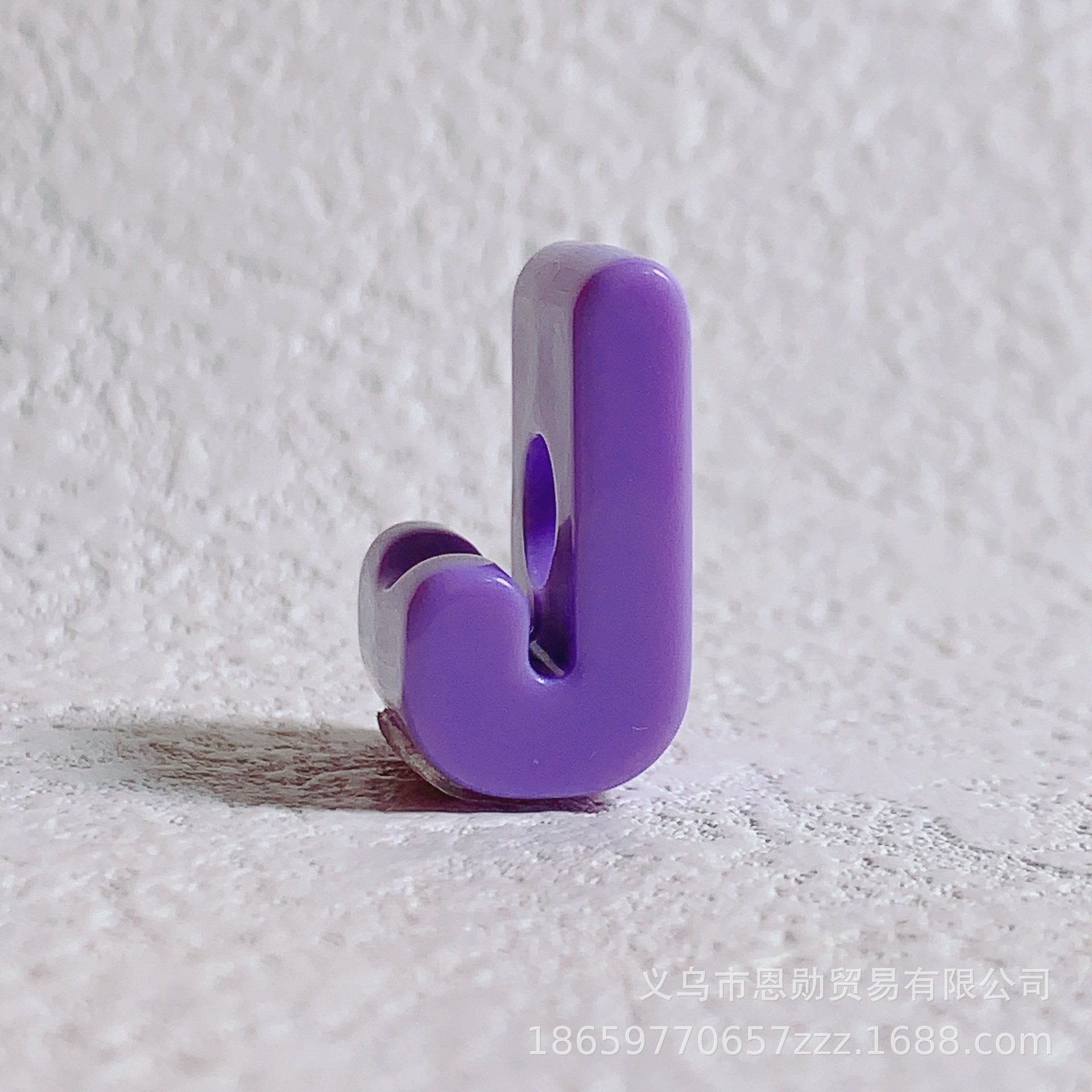 J (light purple)