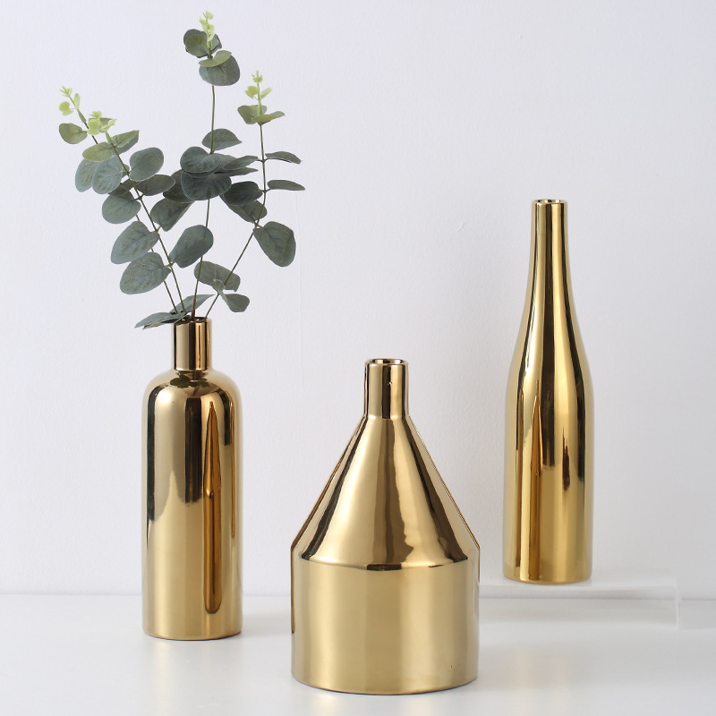 Estilo nórdico de cerámica jarrón de oro galvanoplastia artesanía decoración conjunto de tres piezas decoración suave decoración del hogar al por mayor