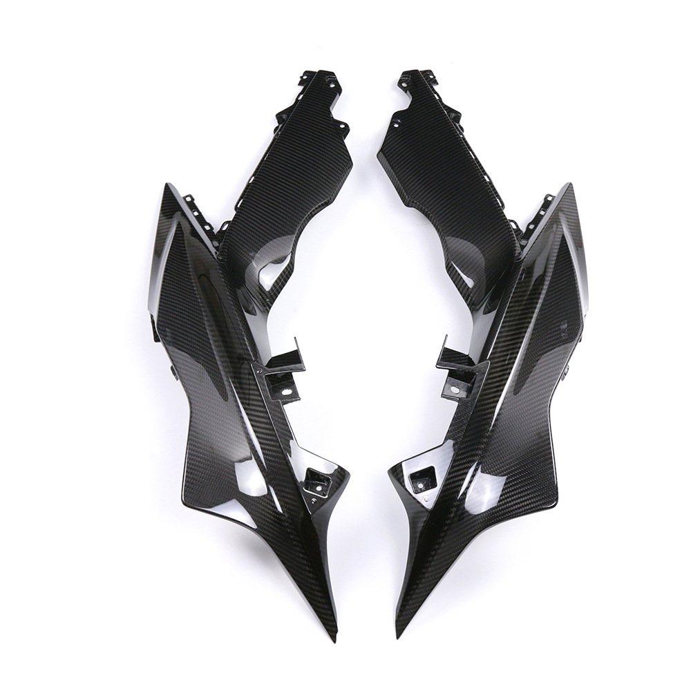 Suitable for new YAMAHA YAMAHA R3 front large side plate carbon fiber shell motorcycle modification accessories
