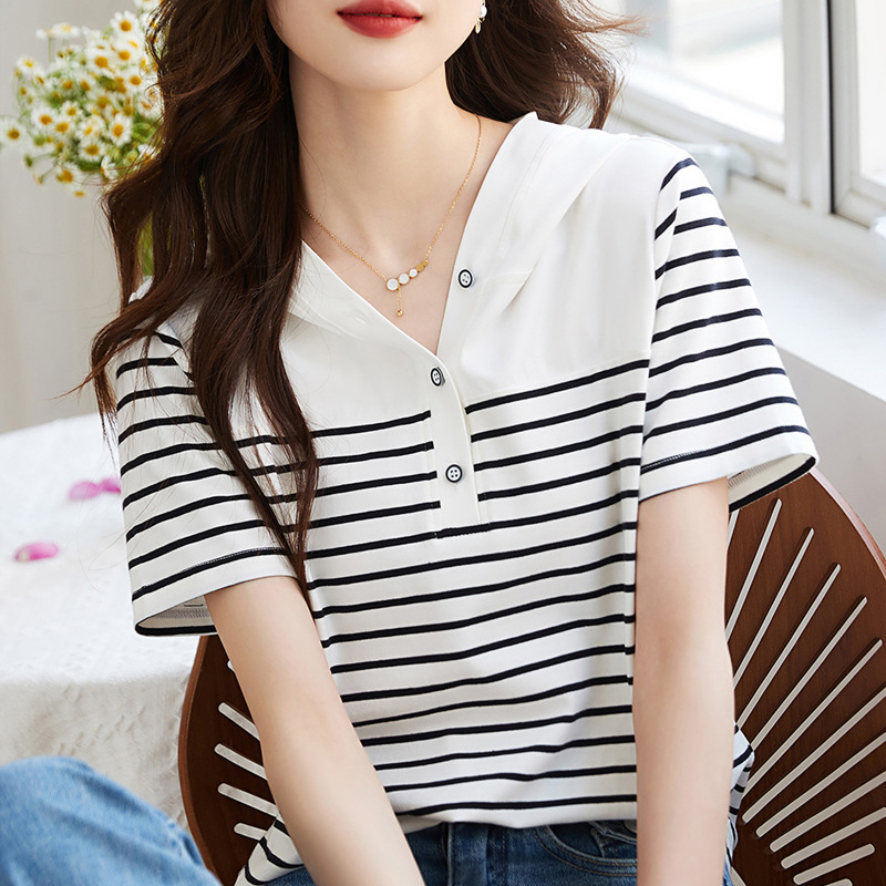Summer thin short sleeve T-shirt with hood
