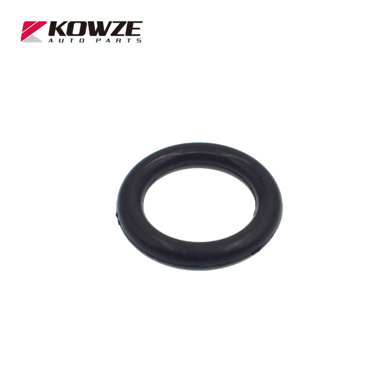 Car repair kit rubber seal ring oil seal gasket MD030763 applicable to Mitsubishi pickup L 200 Pa Jero