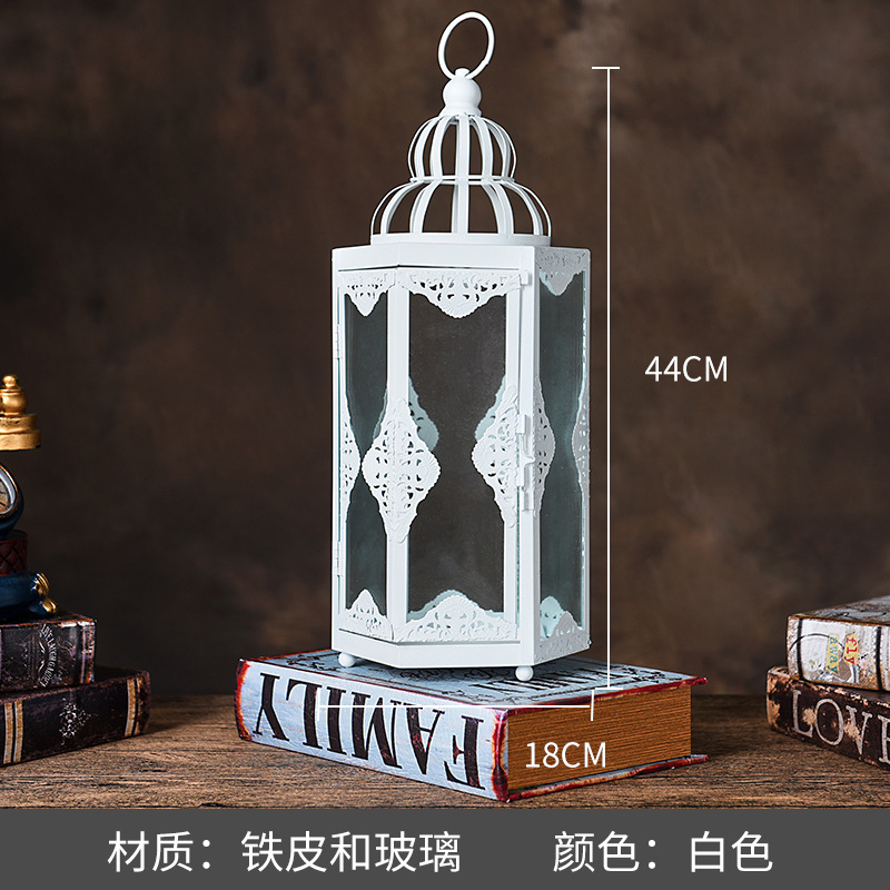 Blanco boda candelabro linterna boda carretera plomo accesorios atmósfera lámpara Marruecos viento lámpara decoración a prueba de viento vela pantalla