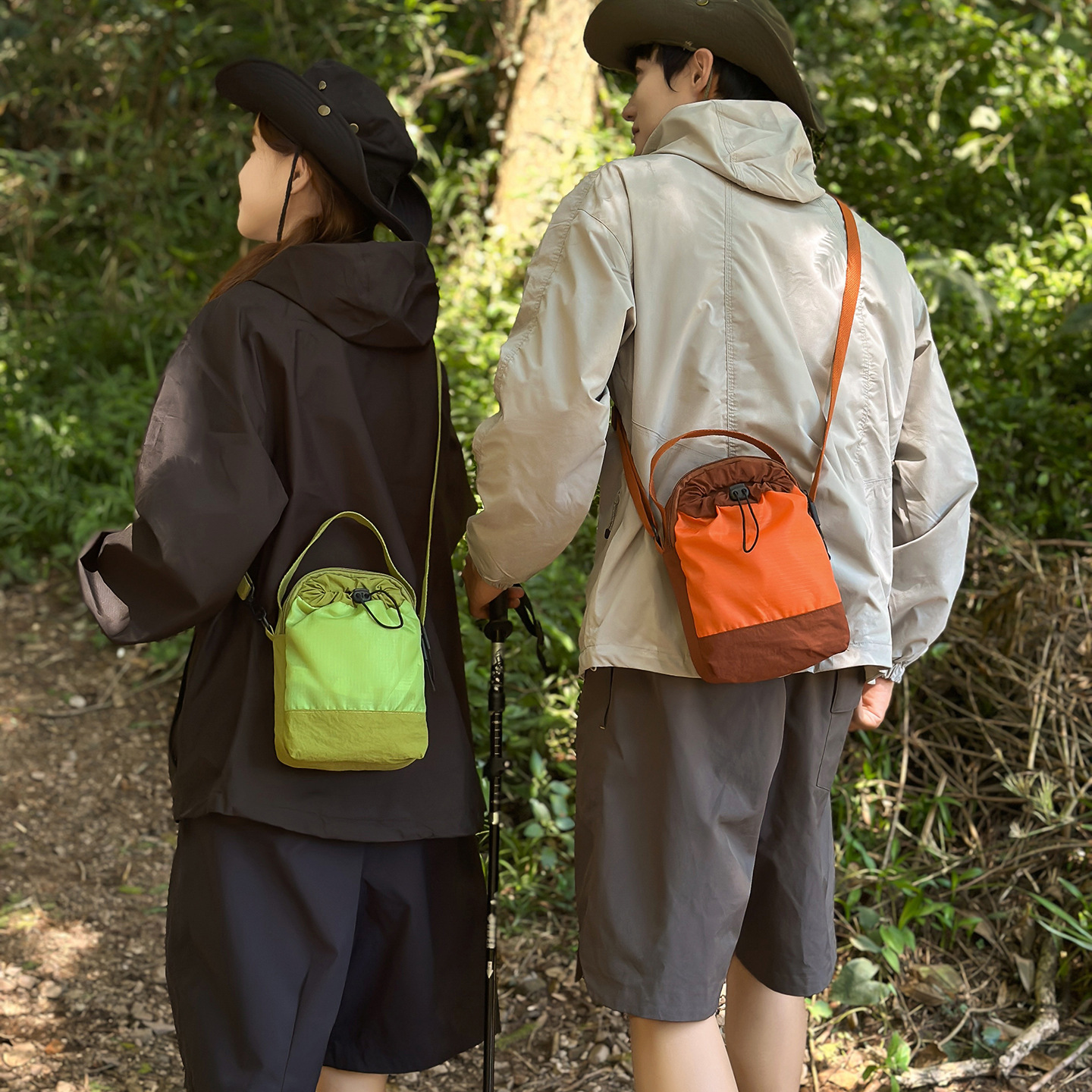 Travel Water Bottle Bag 2026 New Model Men's and Women's Handbag Outdoor Mountaineering Shoulder Bag Casual Sports Crossbody Bag