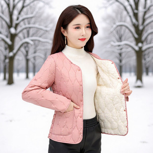 Autumn and Winter Korean Style Velvet Thickeneded Cotton Outwear Large Size Quilted Inner Wear Short Style Lightweight Women's Cotton Outwear Fashionable and Versatile