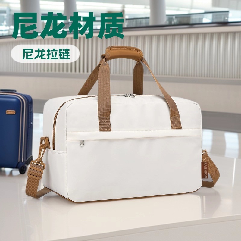 New Polyester Travel Bag Men's and Women's Carry-on Duffel Bag Sports Handbag Fitness Bag Weekend Travel Bag Large Capacity New Polyester Travel Bag Men's and Women's Carry-on Duffel Bag Sports Handbag Fitness Bag Weekend Travel Bag Large Capacity