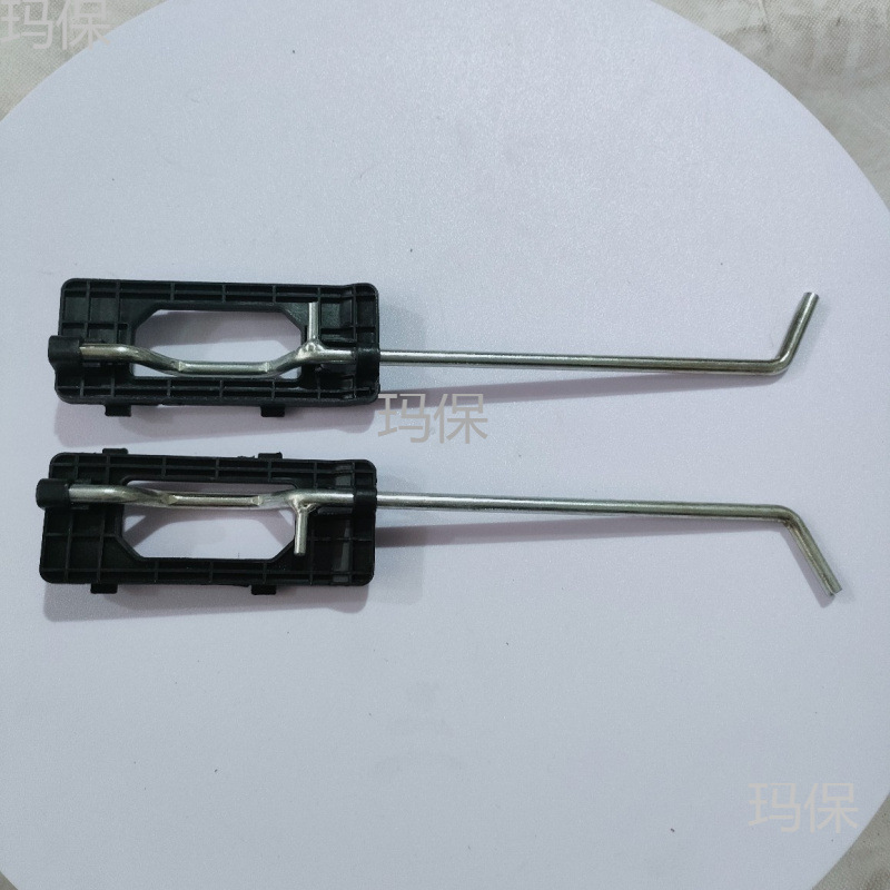 Suitable for 2011 Porsche Cayenne Headlight Small Bracket 95863151900 Auto Parts Cross-Border Suitable for 2011 Porsche Cayenne Headlight Small Bracket 95863151900 Auto Parts Cross-Border
