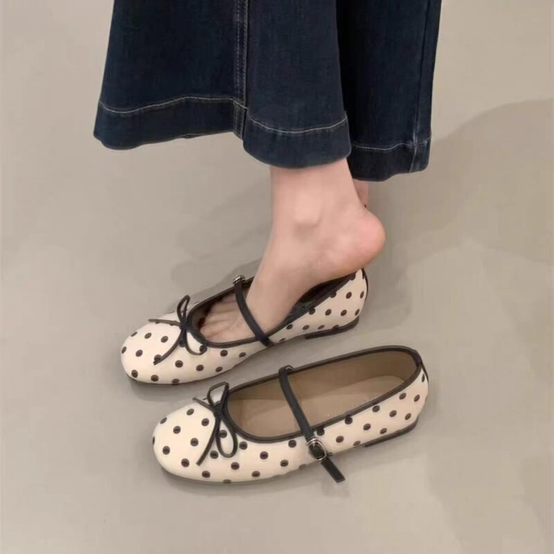 French-style polka dot ballet shoes for women, new vintage flat square-toed Mary Jane women's shoes, versatile for cross-border foreign trade wholesale